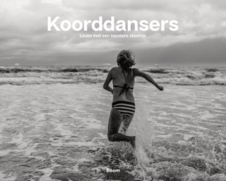 Cover fotoboek Koorddansers